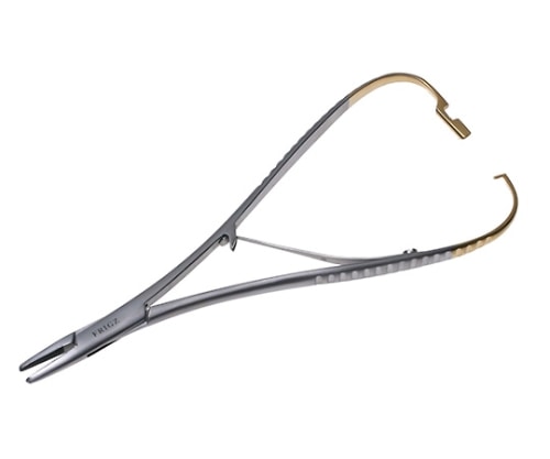 日本フリッツメディコ T/Cマッチュー持針器 14cm 0.5チップ付 C014-014X 1個(ご注文単位1個)【直送品】