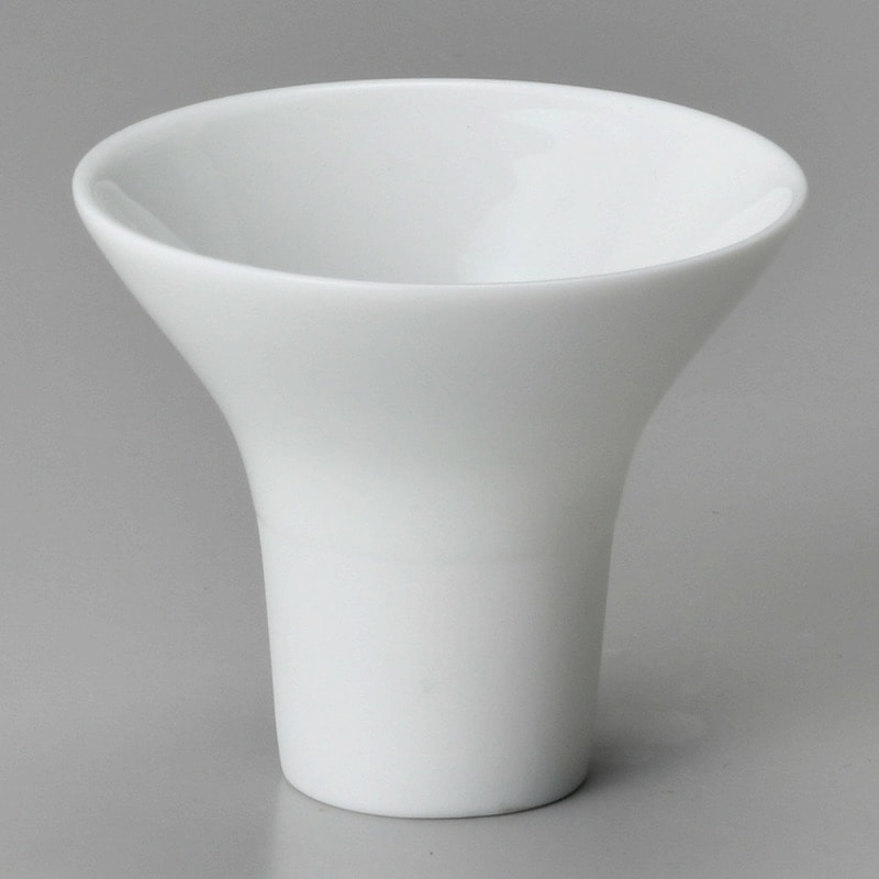金正陶器 白磁一献盃ラッパミニ 1個(ご注文単位1個)【直送品】