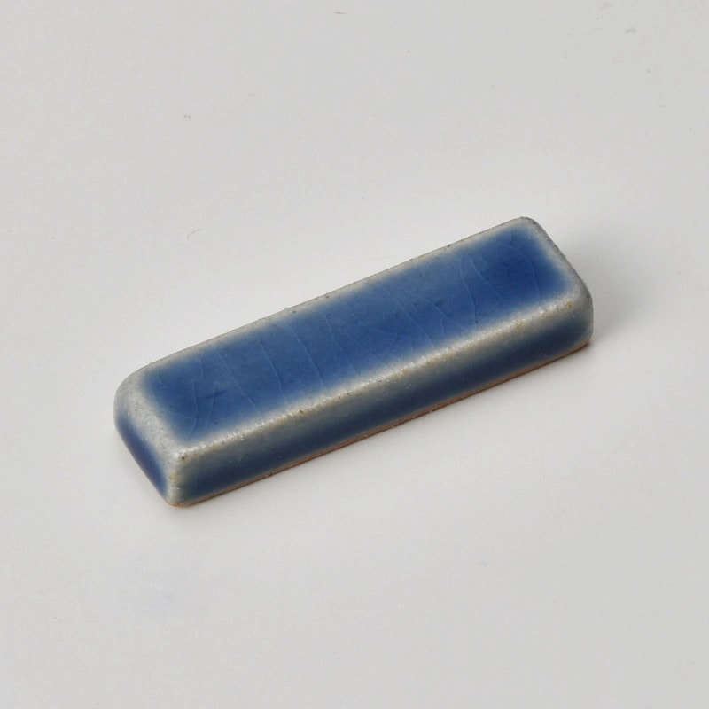 金正陶器 よもぎ藍長角箸置S 1個(ご注文単位1個)【直送品】