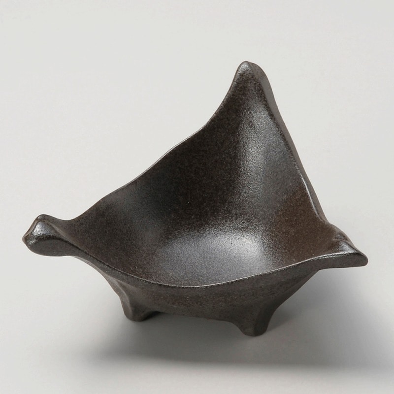 金正陶器 炭化土三角小鉢 1個（ご注文単位1個）【直送品】