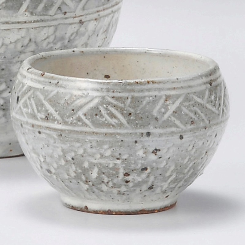 金正陶器 粉引 とびかんな彫 ぐい呑 1個(ご注文単位1個)【直送品】