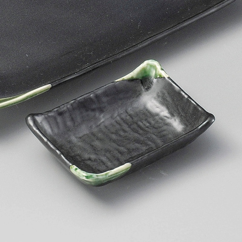 金正陶器 オリベ黒マット長角小皿 1個(ご注文単位1個)【直送品】