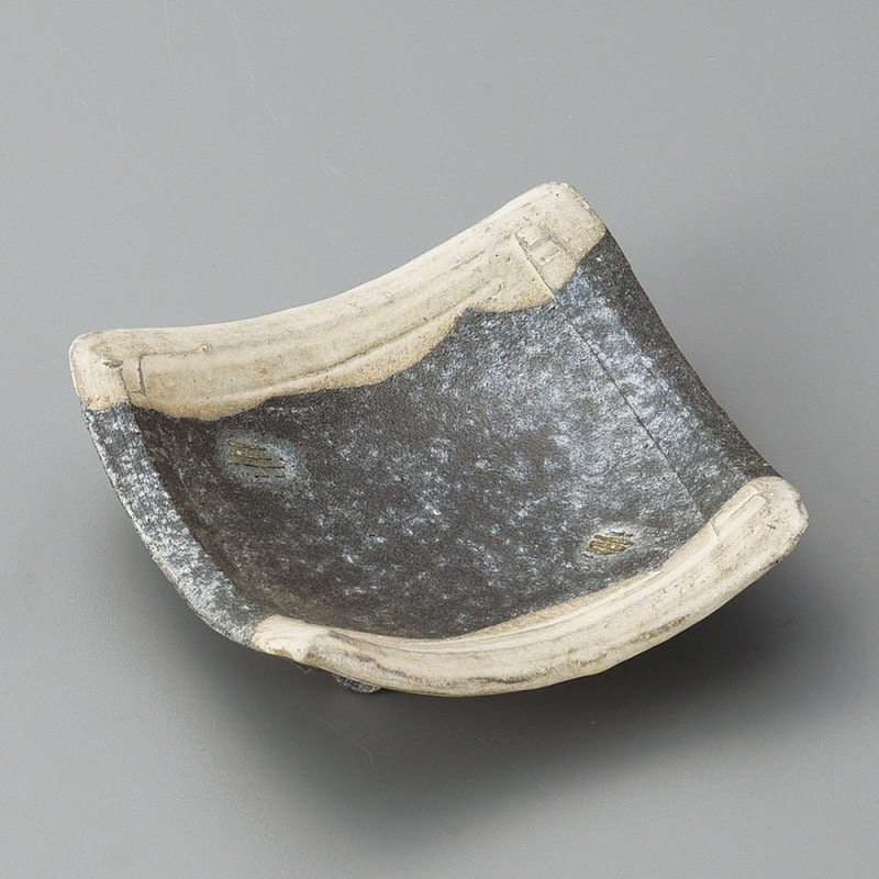 金正陶器 黒窯変掛け分け足付角小皿 1個(ご注文単位1個)【直送品】