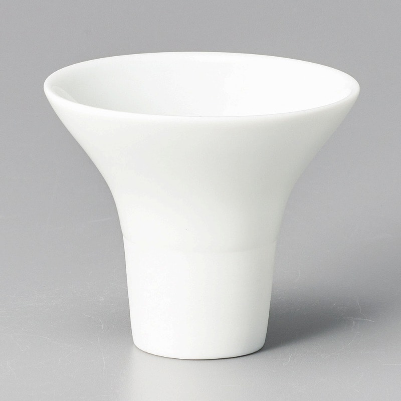 金正陶器 白磁一献盃ラッパミニ 1個(ご注文単位1個)【直送品】