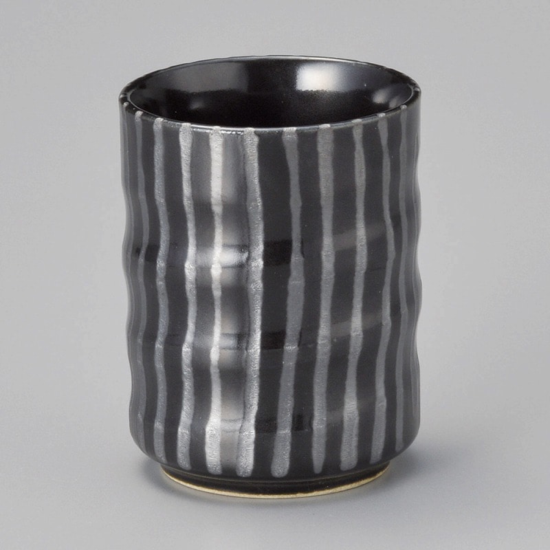 金正陶器 黒天目銀十草湯呑 1個(ご注文単位1個)【直送品】