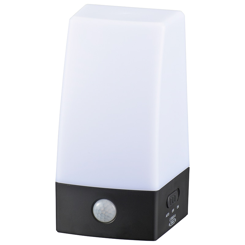 オーム電機 LS-B60JS-4 06-0144 LEDセンサーライト 乾電池式 置き型（ご注文単位1袋）【直送品】