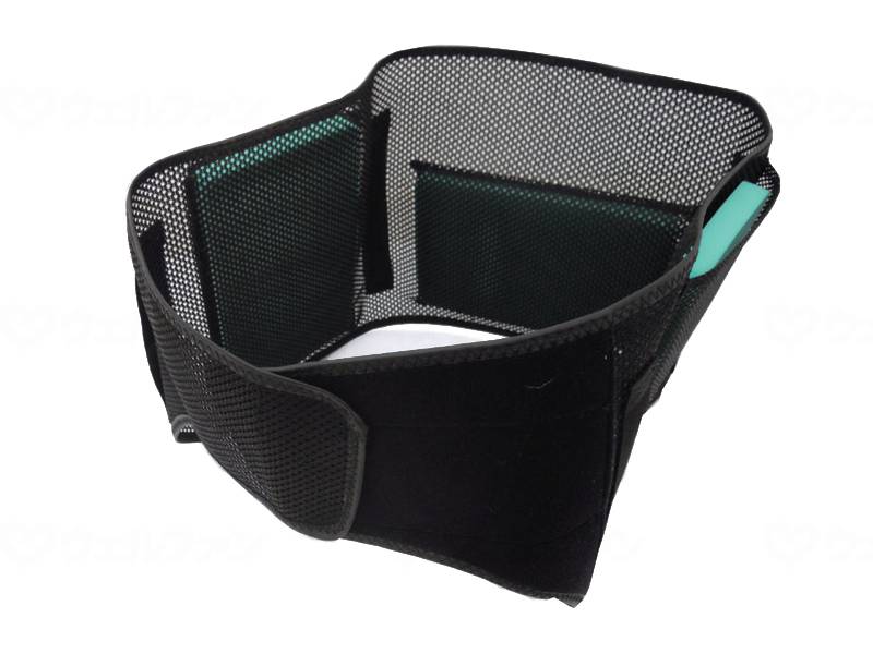ウェルファン ふくよく 転倒骨折予防ベルト/M 1個（ご注文単位1個）【直送品】