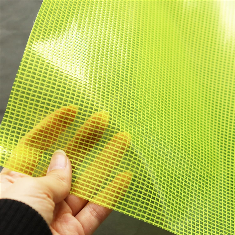 日本紐釦貿易 ビニールシート ネットチェック小 イエロー 約巾65cm 10m切り売りカット MF34-9-10R 1巻（ご注文単位1巻）【直送品】