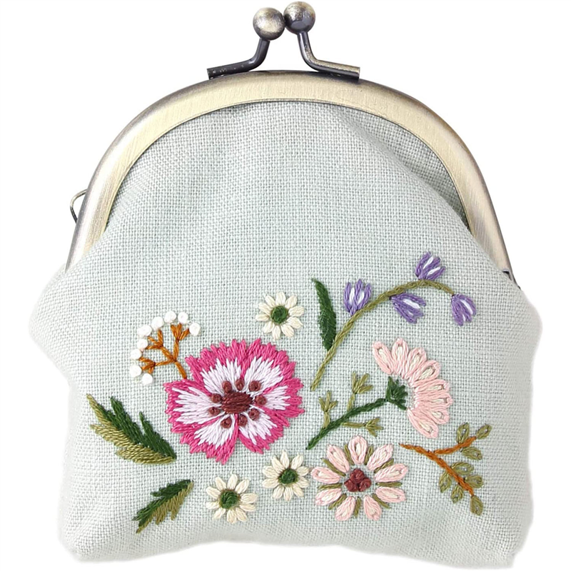 LECIEN (ルシアン) 刺しゅうキット ボタニカル刺しゅう シリーズ ナチュラルブーケのがまぐち 846 1個（ご注文単位1個）【直送品】