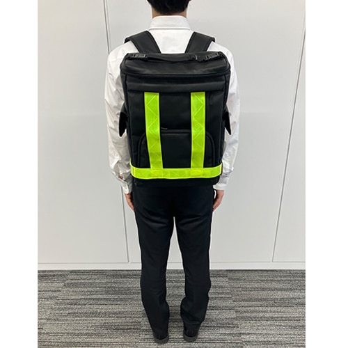 エスコ EA927AG-63 17L バックパック(反射テープ付/ヘルメット収納) 1個 (ご注文単位1個)【直送品】