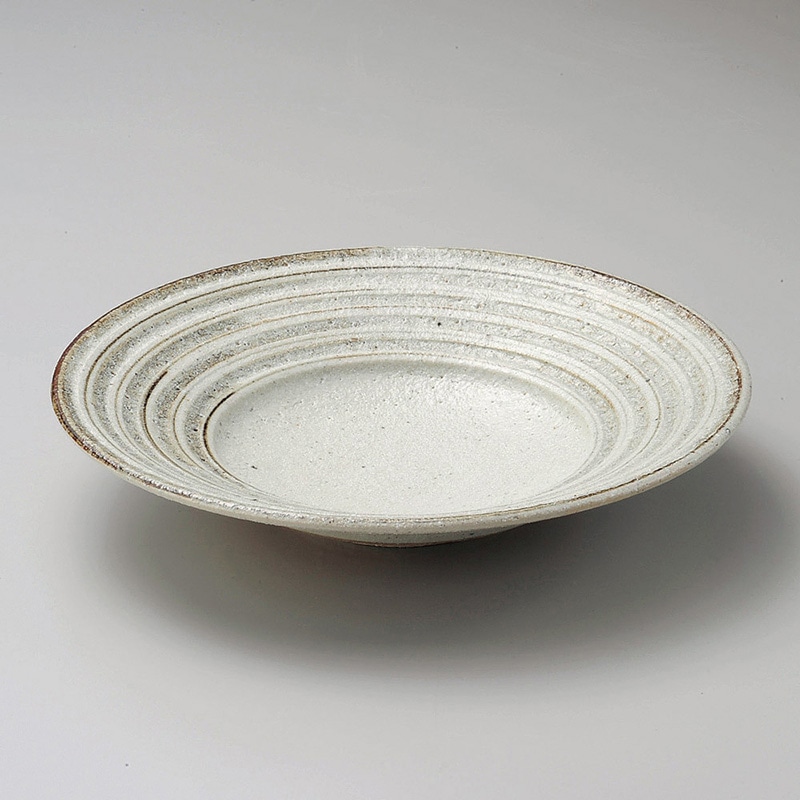 山万 01807-510 粉引錆渦リム付盛皿  1個（ご注文単位1個）【直送品】