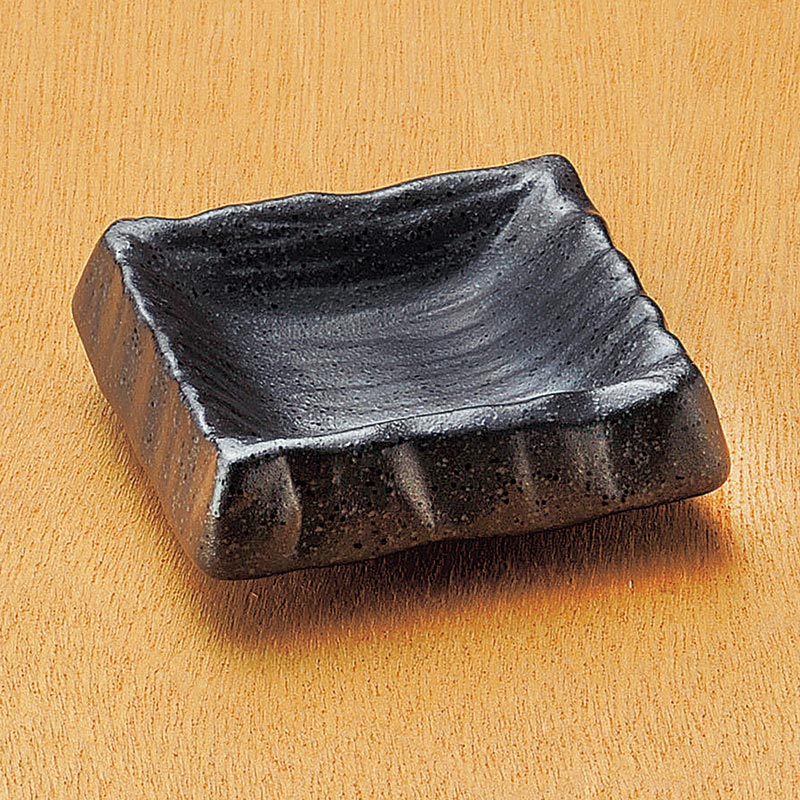 山万 05415-130 備前黒荒彫角千代久 1個(ご注文単位1個)【直送品】