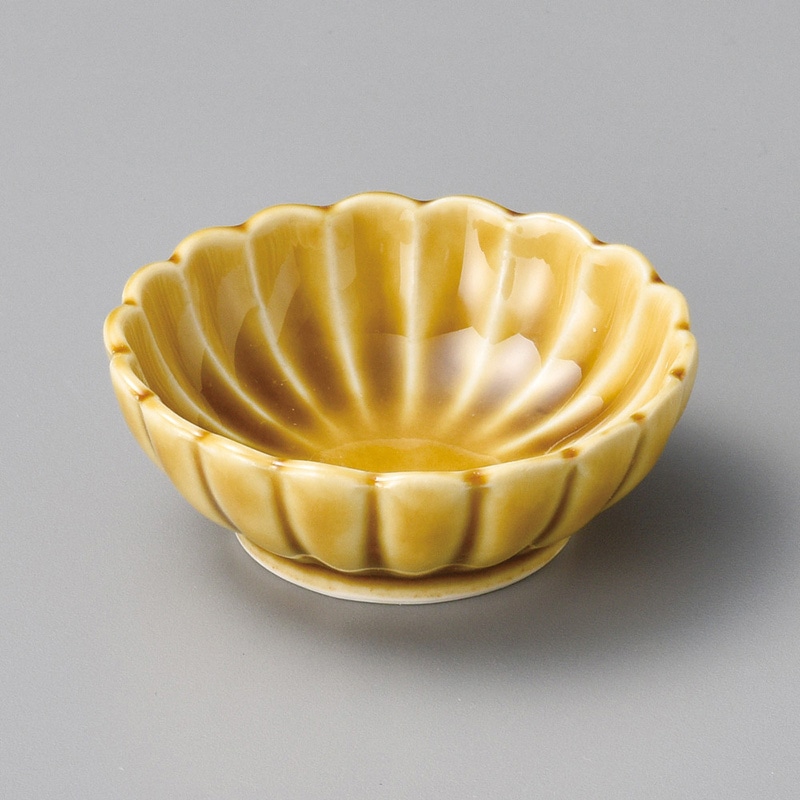 山万 05522-570 黄瀬戸菊型珍味 1個(ご注文単位1個)【直送品】