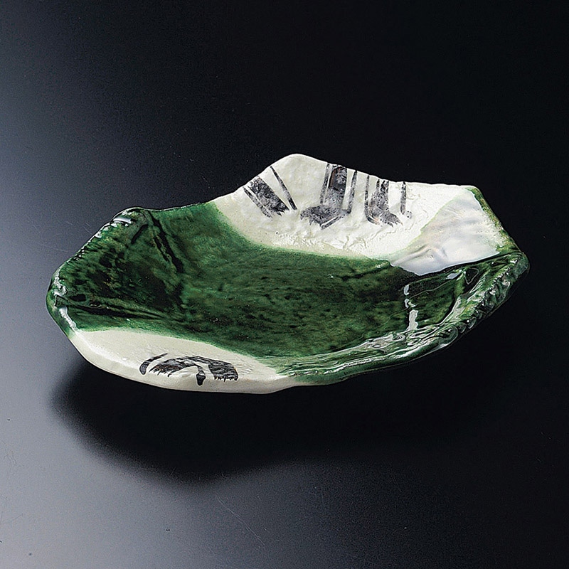 山万 05617-250 織部錆絵変型皿 1個(ご注文単位1個)【直送品】