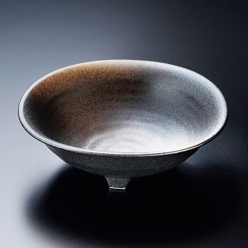 山万 06519-470 黒備前金茶吹三ツ足大鉢  1個（ご注文単位1個）【直送品】