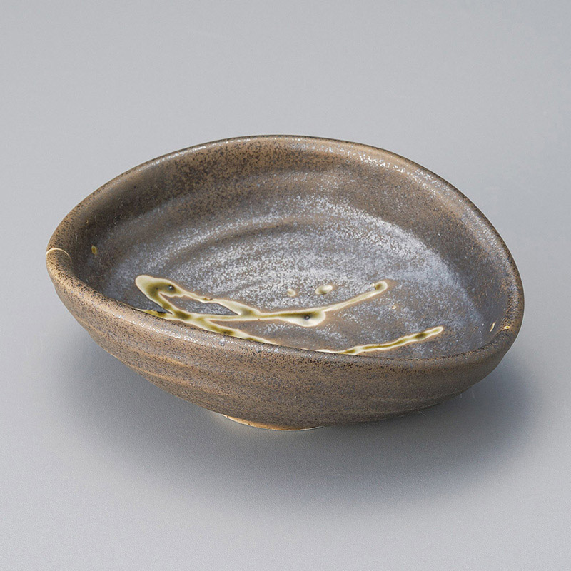 山万 08512-100 織部乱刷毛うずうず取鉢 1個(ご注文単位1個)【直送品】