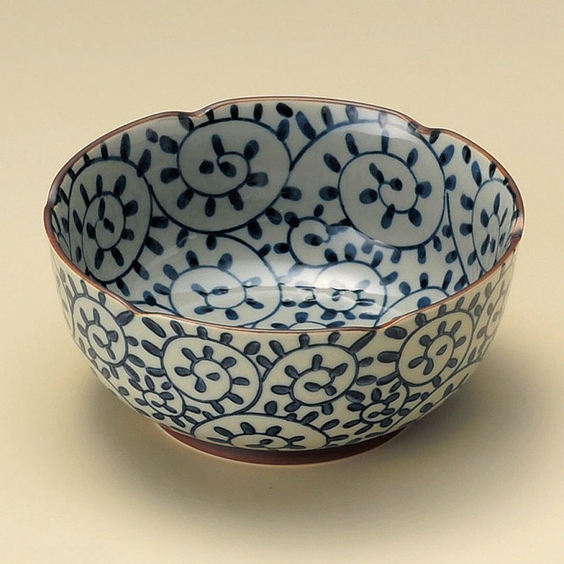 山万 09102-730 内外タコ唐草深小鉢(有田焼)  1個（ご注文単位1個）【直送品】
