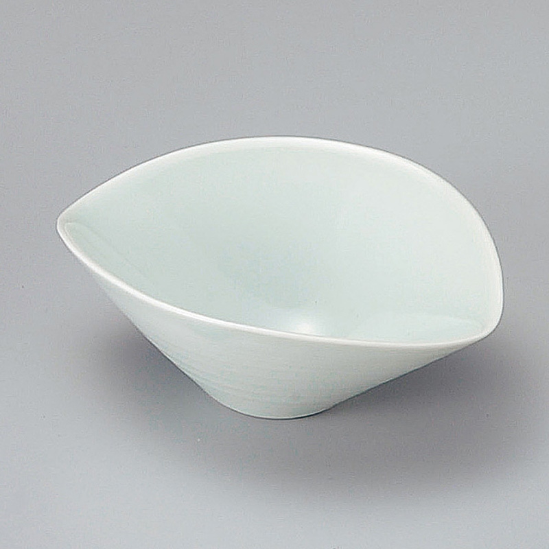 山万 09512-130 青白磁楕円千段小鉢 1個(ご注文単位1個)【直送品】