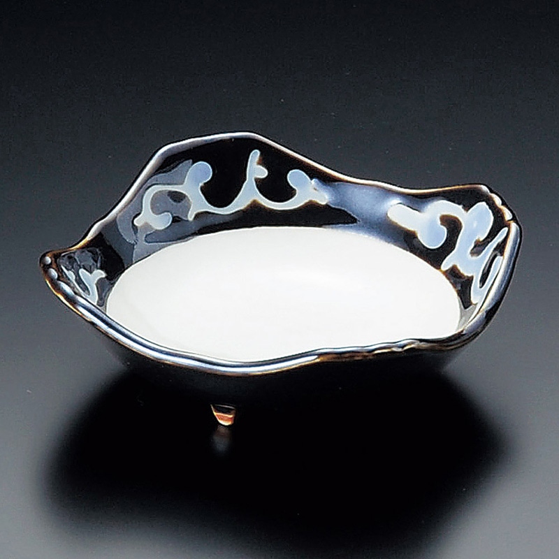 山万 09513-580 黒釉唐草角4.5鉢  1個（ご注文単位1個）【直送品】