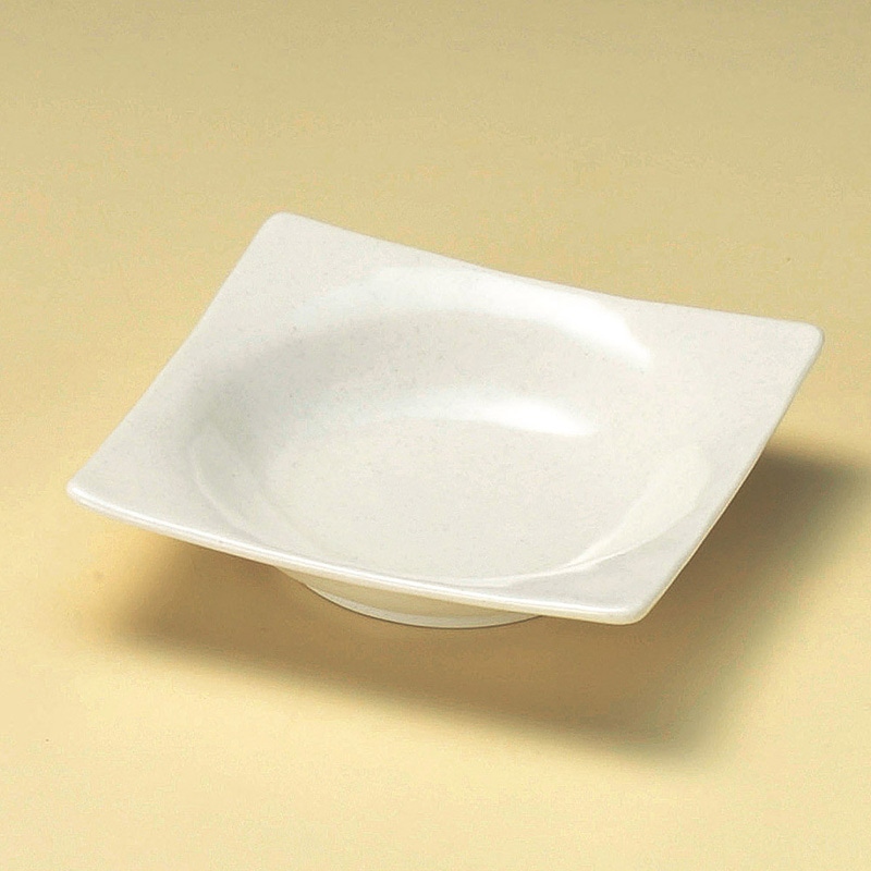 山万 09605-400 白唐津角鉢  1個（ご注文単位1個）【直送品】