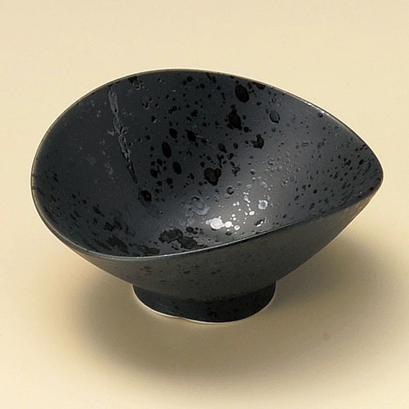 山万 09928-130 黒吹笠型小鉢 1個(ご注文単位1個)【直送品】
