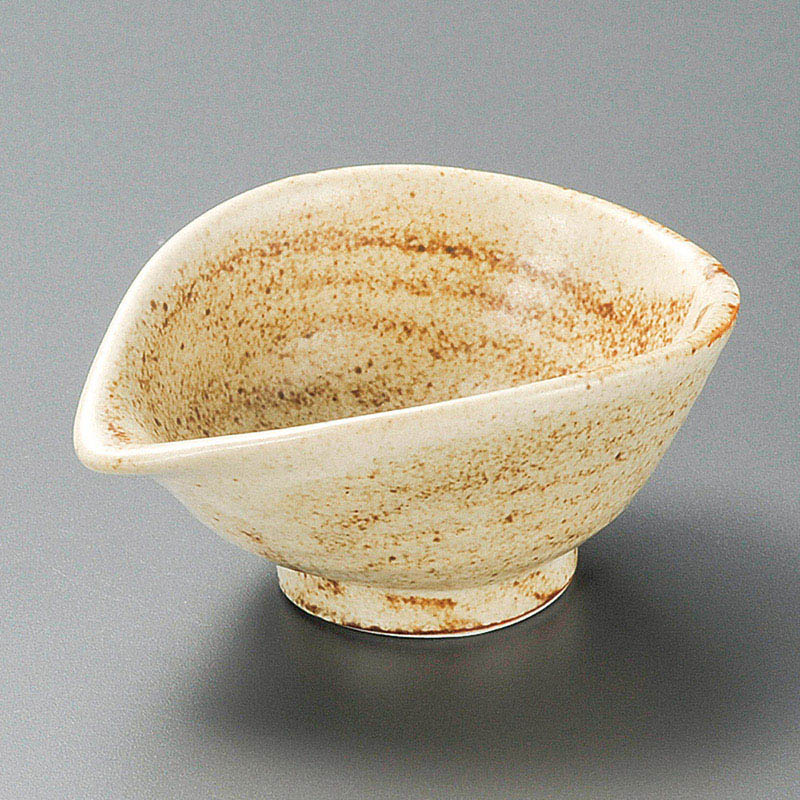 山万 10415-030 新粉引ネジリ小鉢(小) 1個(ご注文単位1個)【直送品】