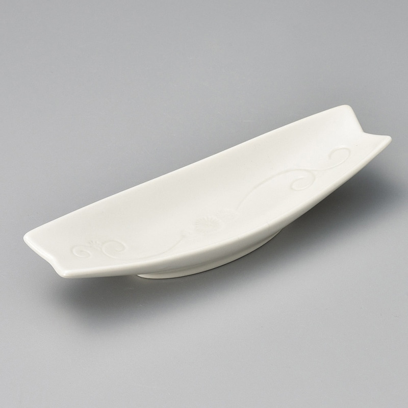 山万 11905-470 白灰釉彫唐草舟小鉢 1個(ご注文単位1個)【直送品】