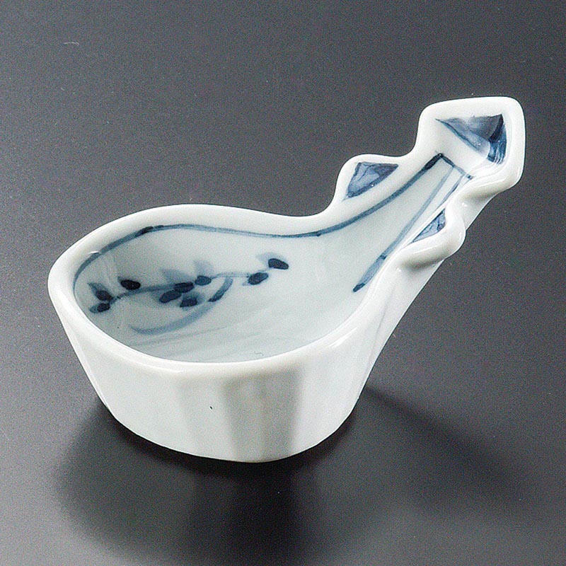 山万 12905-130 呉須絵びわ型珍味 1個(ご注文単位1個)【直送品】