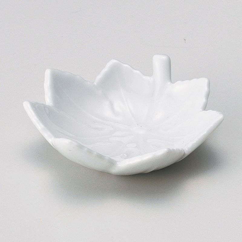 山万 13339-570 モミジ珍味白  1個（ご注文単位1個）【直送品】