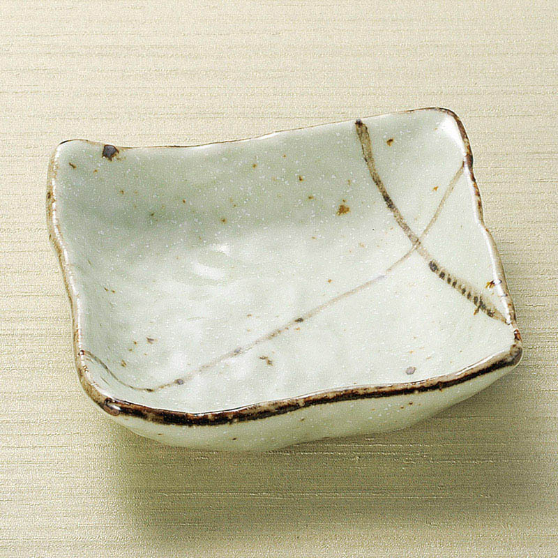 山万 14928-550 グリーン斑点4.0角小鉢 1個(ご注文単位1個)【直送品】