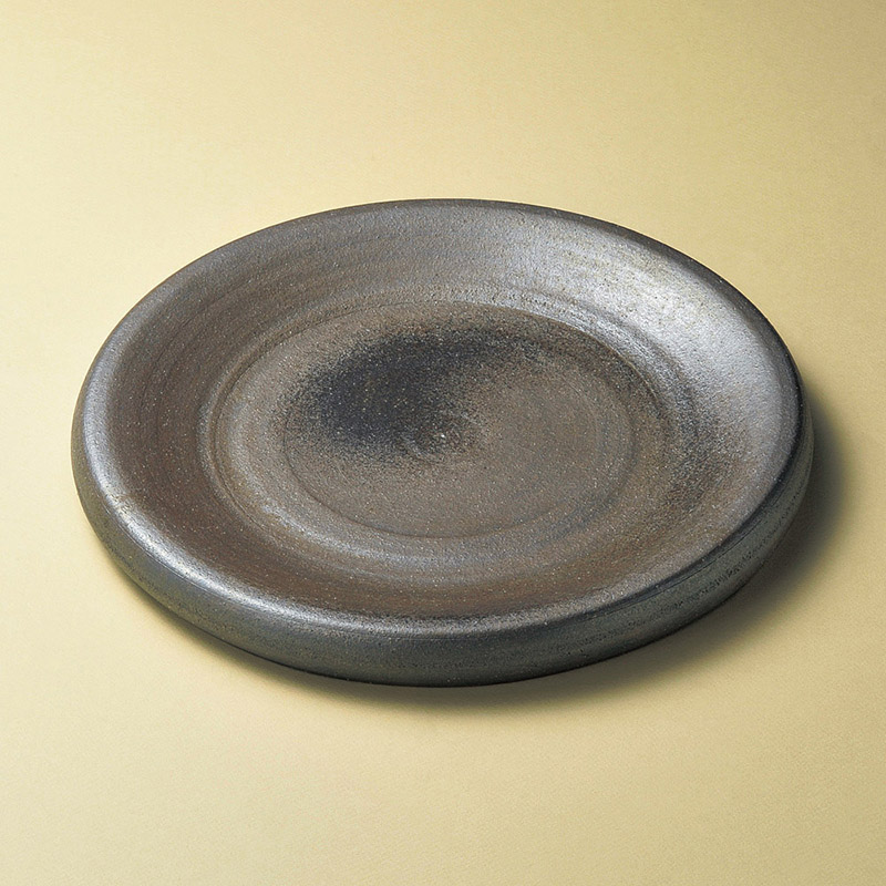 山万 17505-660 黒窯変12.3台皿(信楽焼)  1個（ご注文単位1個）【直送品】