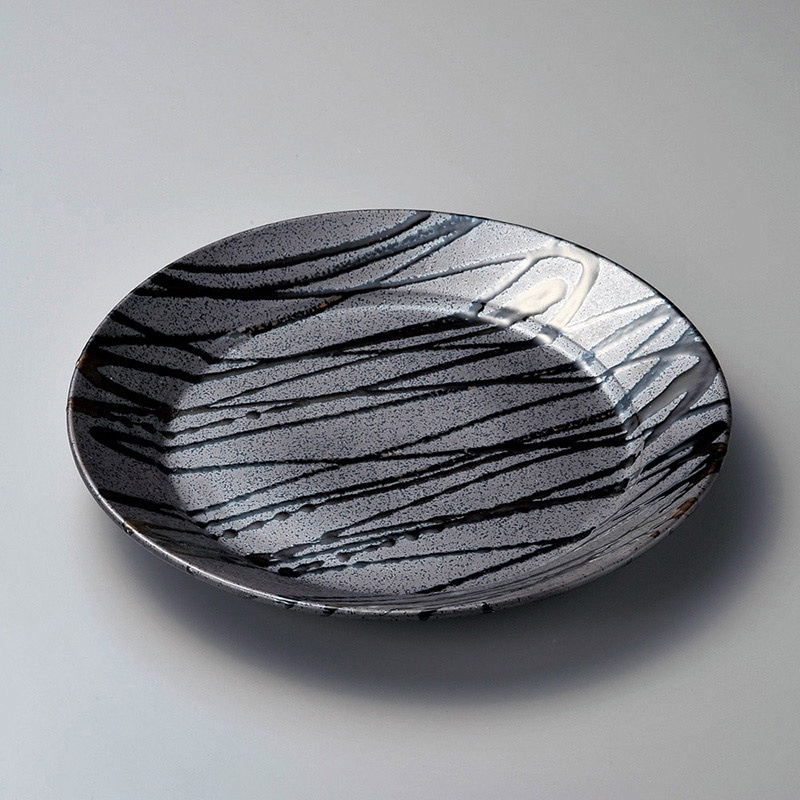 山万 17705-250 黒伊賀十草尺皿  1個（ご注文単位1個）【直送品】