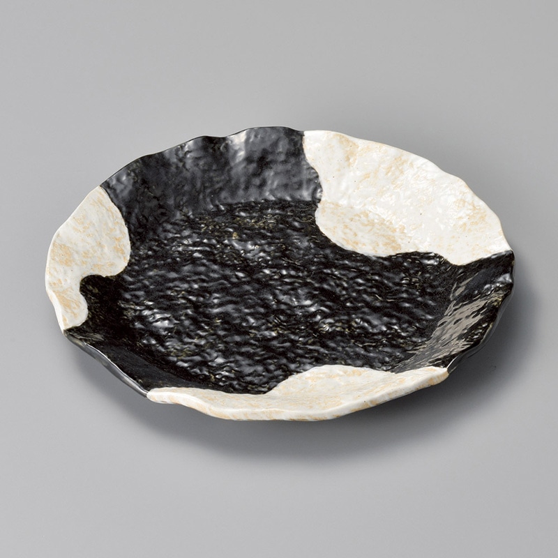 山万 17907-130 黒織部波渕大皿  1個（ご注文単位1個）【直送品】