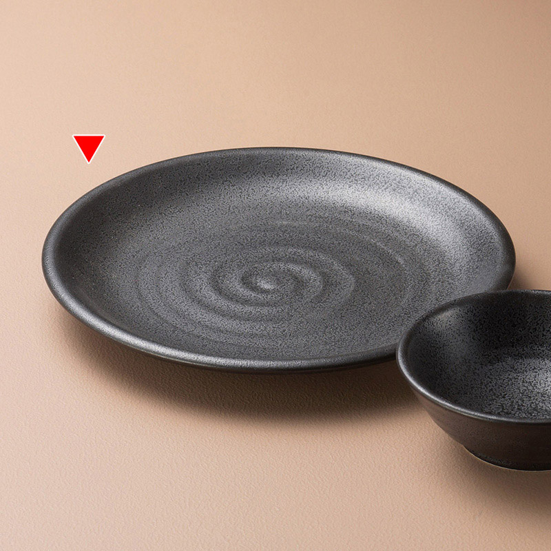 山万 20923-440 結晶黒7.0皿 1個(ご注文単位1個)【直送品】