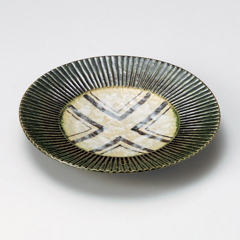 山万 21518-140 織部錆絵7.5皿 1個(ご注文単位1個)【直送品】