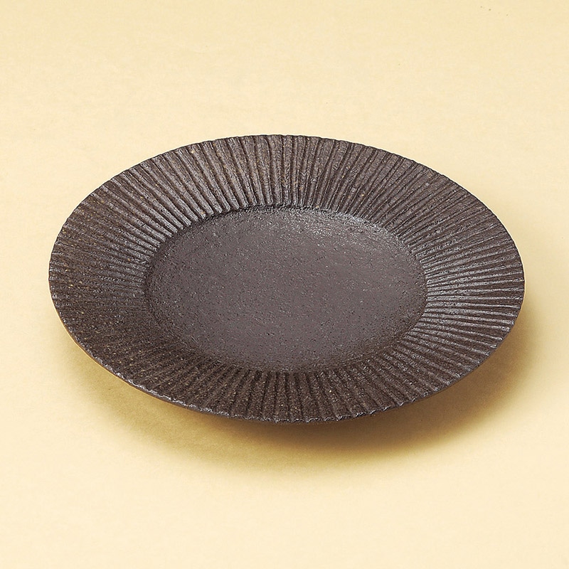 山万 21512-180 炭化土くし目7.5丸皿 1個(ご注文単位1個)【直送品】