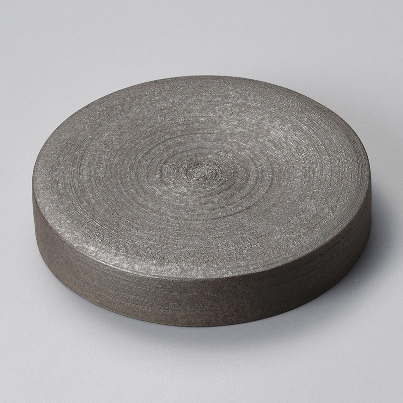 山万 21411-310 炭化黒クシメ台皿(大) 1個(ご注文単位1個)【直送品】