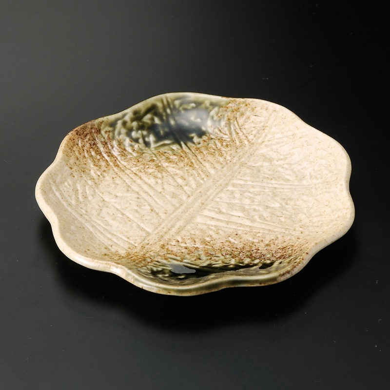 山万 29802-550 伊賀織部木の葉型5.0寸丸皿 1個（ご注文単位1個）【直送品】