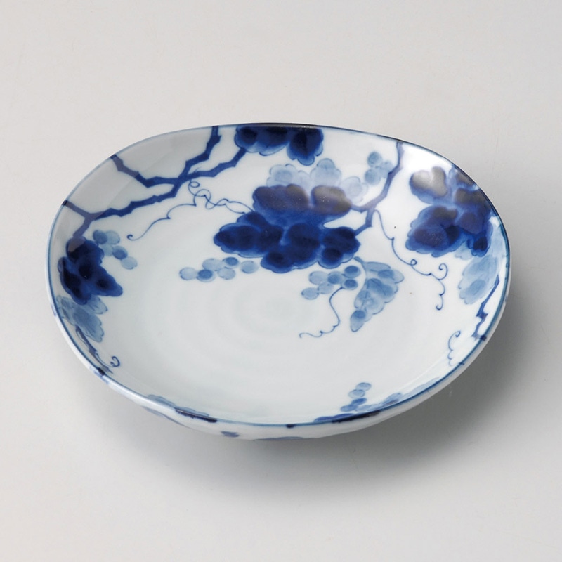 山万 30952-170 藍染ぶどう三角3.5皿 1個（ご注文単位1個）【直送品】