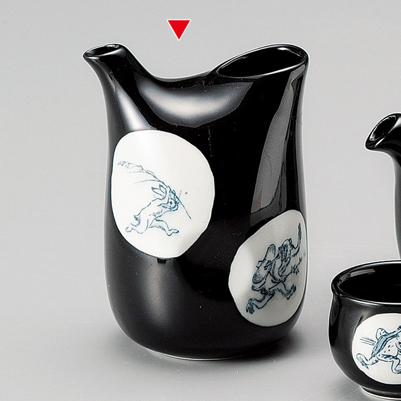 山万 33622-460 鳥獣戯画袋酒器スリム(黒) 1個（ご注文単位1個）【直送品】