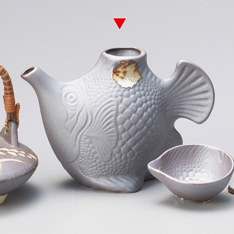 山万 34235-230 鉄釉魚型徳利 1個(ご注文単位1個)【直送品】