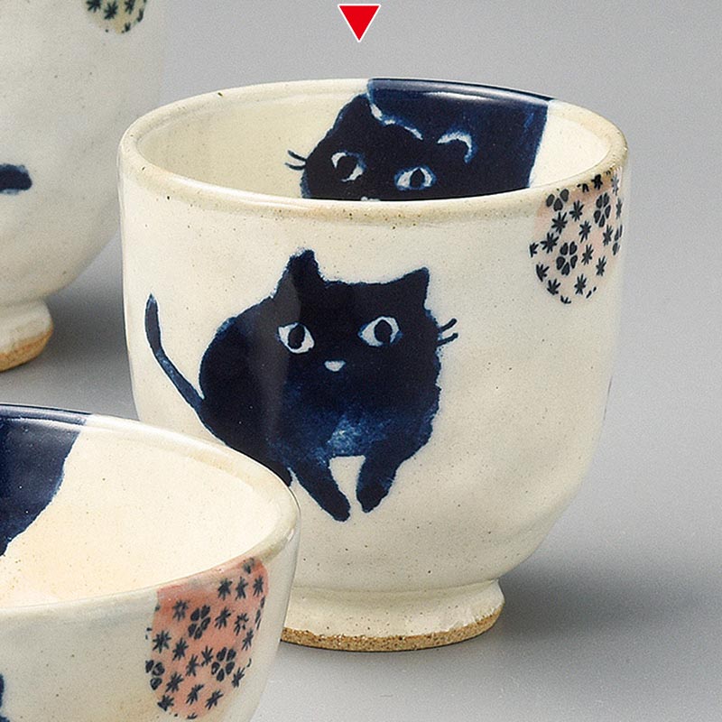 山万 41304-570 猫にまり湯呑(小) 1個（ご注文単位1個）【直送品】
