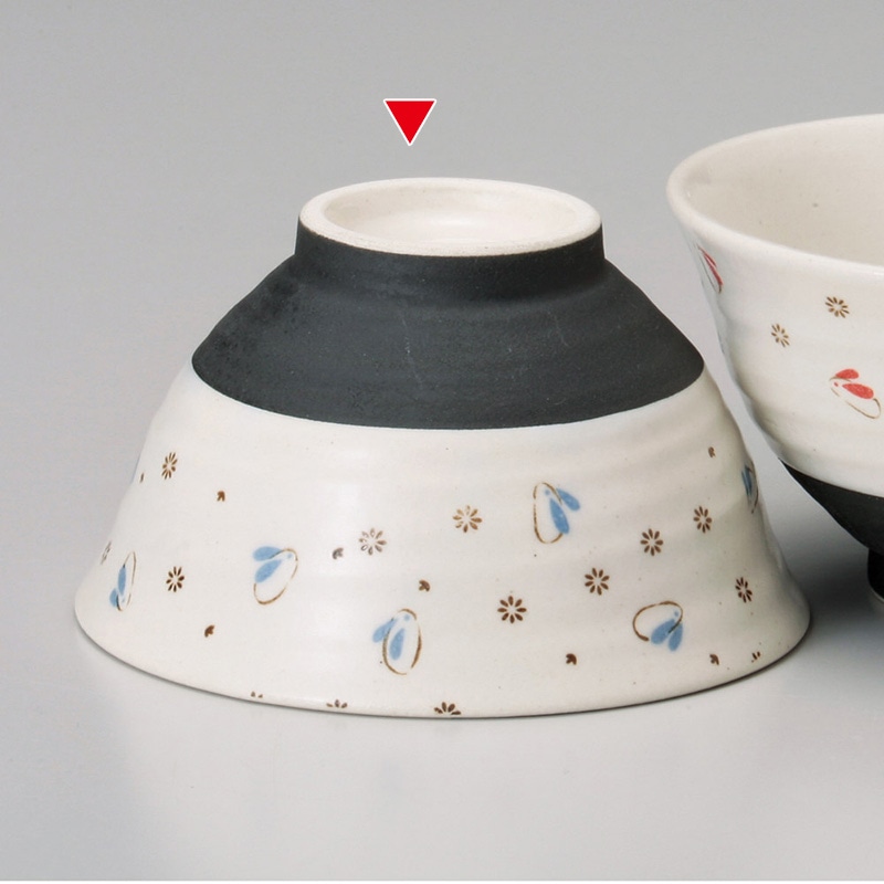 山万 41620-190 いぶしウサギ青軽量茶碗 1個(ご注文単位1個)【直送品】