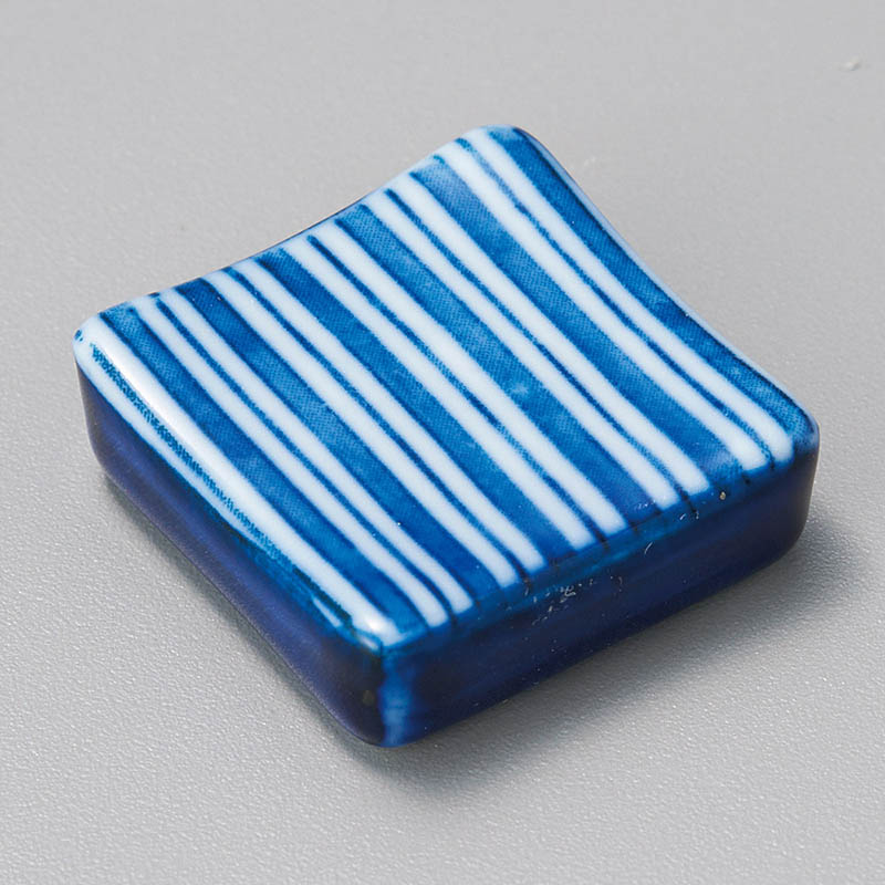 山万 43046-430 愛染十草四角箸置 1個（ご注文単位1個）【直送品】