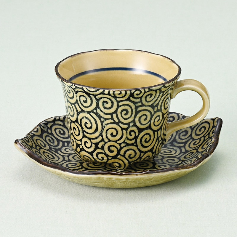 山万 65755-020 うず唐草コーヒー碗皿 1個(ご注文単位1個)【直送品】
