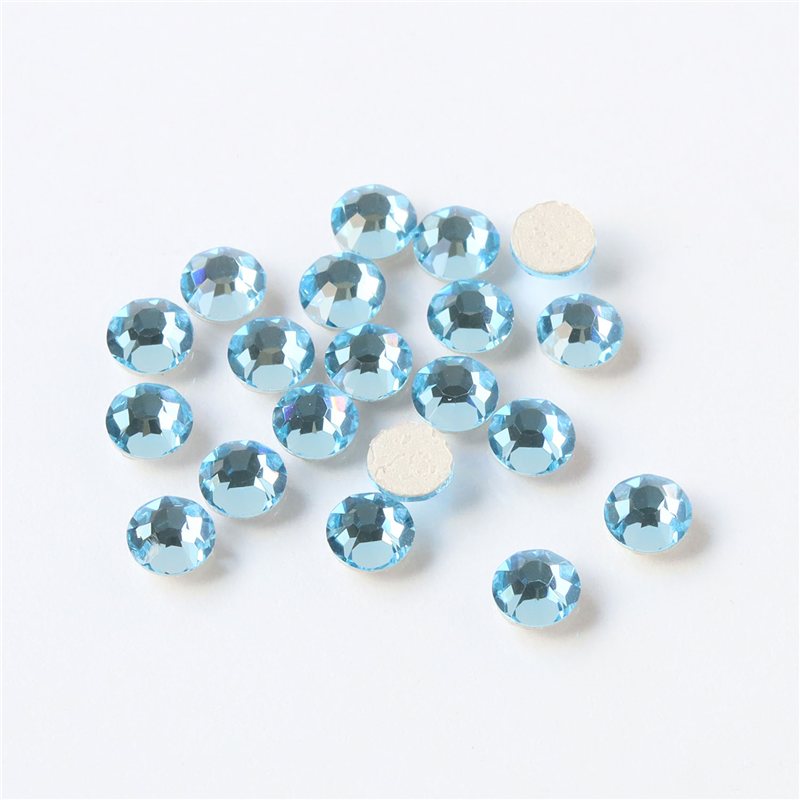 日本紐釦貿易 プレシオサ ラインストーン ホットフィックス 熱接着 SS12 24個入 アクアマリン M2038SS12-60000 （ご注文単位1束）【直送品】