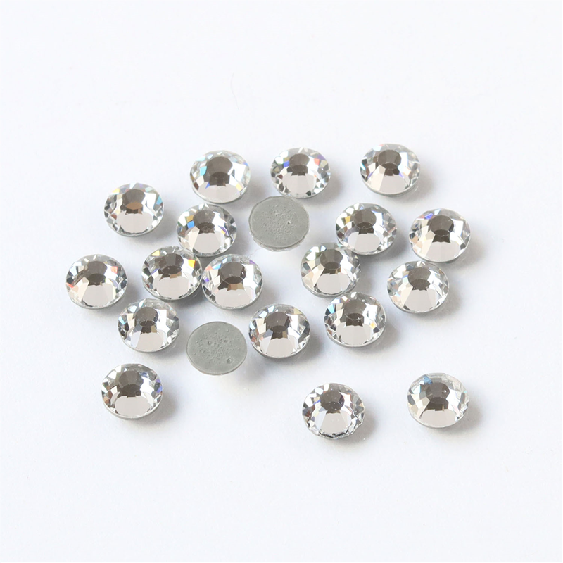 日本紐釦貿易 プレシオサ ラインストーン ホットフィックス 熱接着 SS12 144個入 クリスタル M2038SS12-00030L （ご注文単位1束）【直送品】