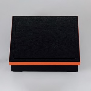 若泉漆器 7寸角固定松花堂　黒木目渕朱 固定仕切 1-406-1 1個（ご注文単位1個）【直送品】