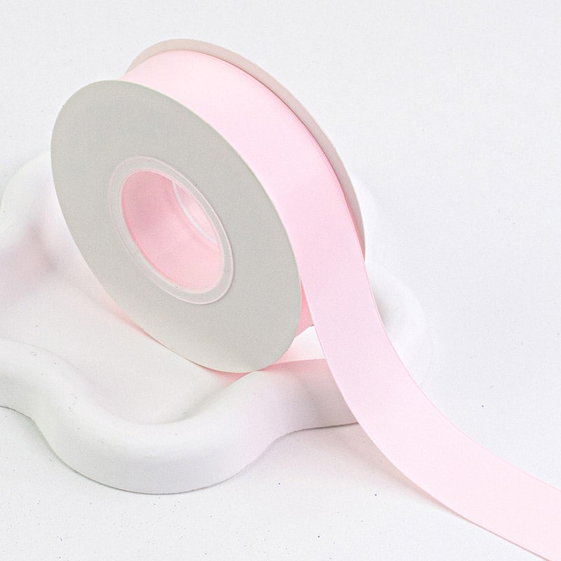 秦貴 マット織リボン 2.5cm 25mm×18m ライトピンク M01 1個（ご注文単位1個）【直送品】